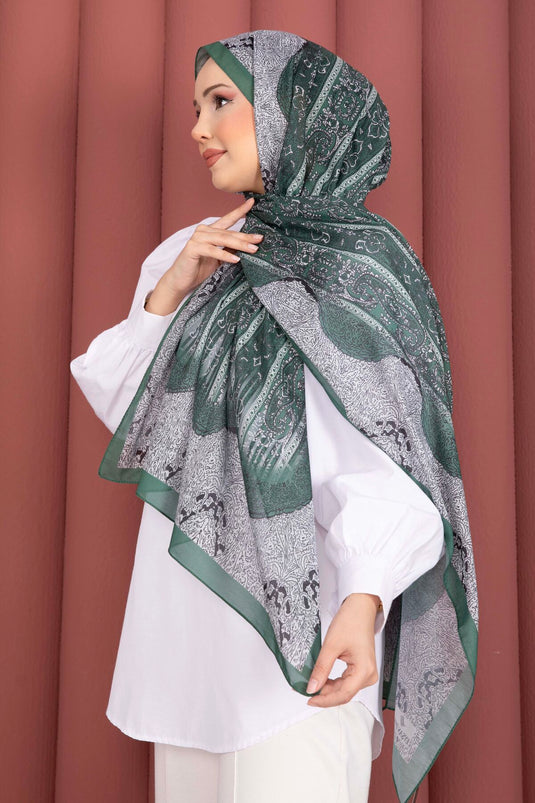 سلسلة الشال بنقشة عرقية باللون الزيتوني