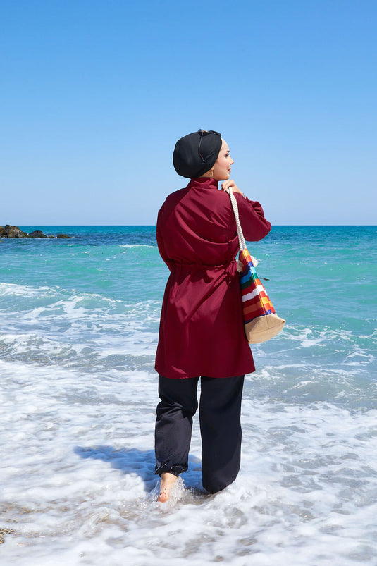 Maillot de bain modeste à fermeture éclair rouge bordeaux