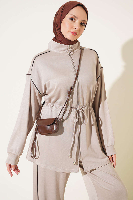 Beige Zweiteiliger Set Mit Reißverschluss Und Tüllgürtel