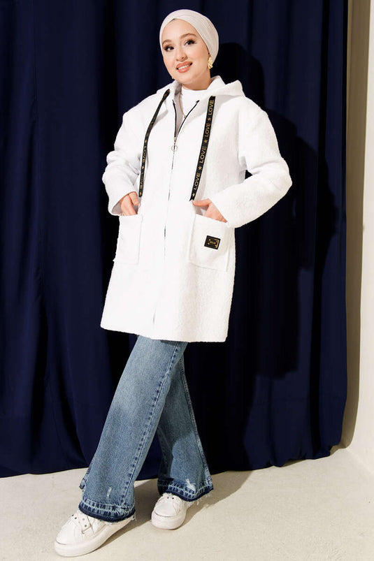 Fermuarlı Cep Armalı Buklet Kaban Beyaz