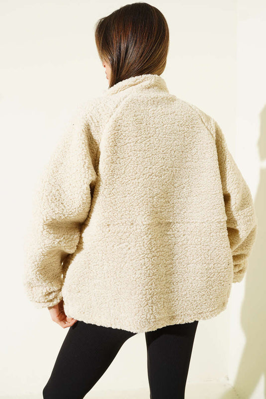 جاكيت مخملي بسحاب وأزرار كبس، بيج