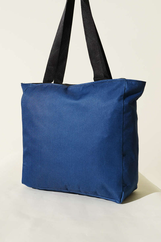 حقيبة كتف مسطحة زرقاء داكنة اللون مزودة بسحاب