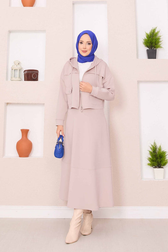 Ensemble hijab beige avec jupe courte à capuche zippée