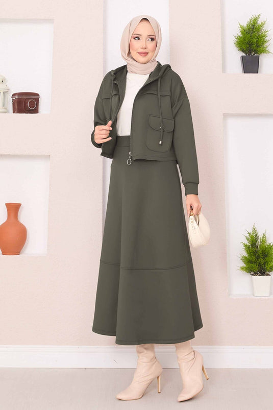 Ensemble jupe courte à capuche zippée et hijab kaki