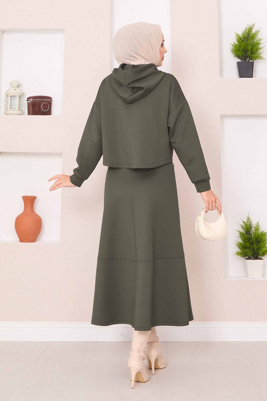 بدلة حجاب تنورة قصيرة بغطاء رأس وسحاب باللون الكاكي