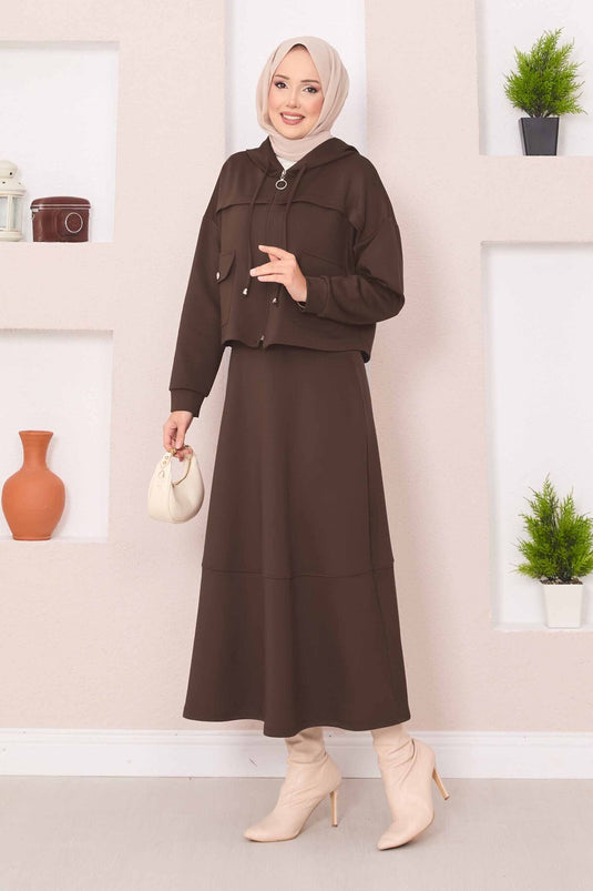 Ensemble hijab marron avec jupe courte à capuche zippée