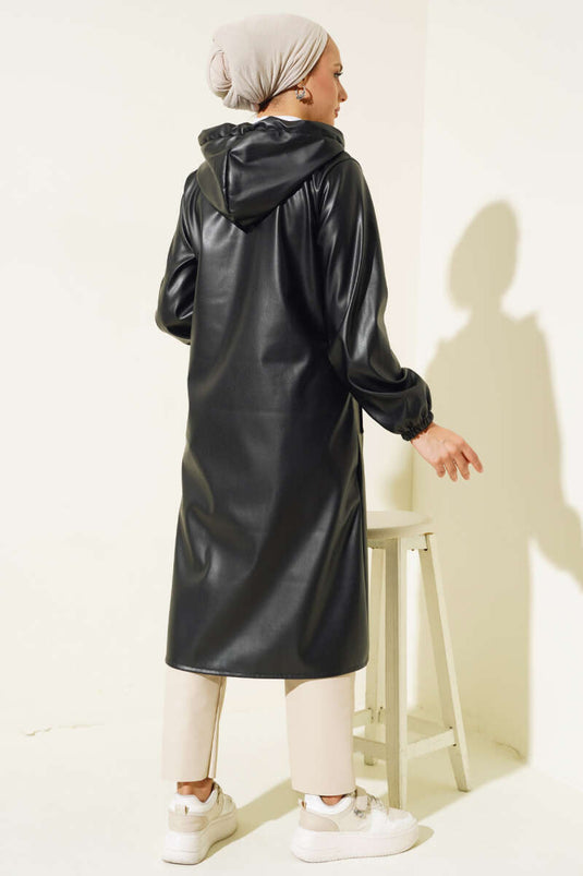 Lederkappe mit Reißverschluss und Kapuze in Schwarz