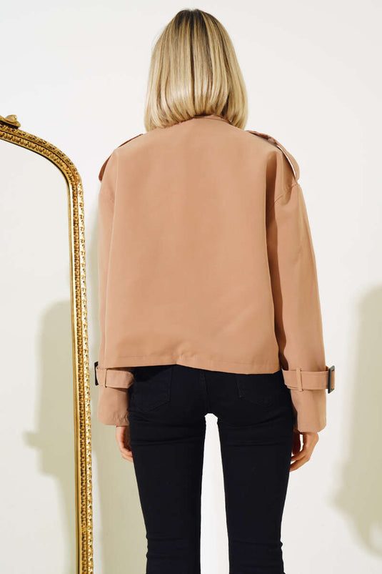 Fermuarlı Omuz Apoletli Kısa Ceket Camel