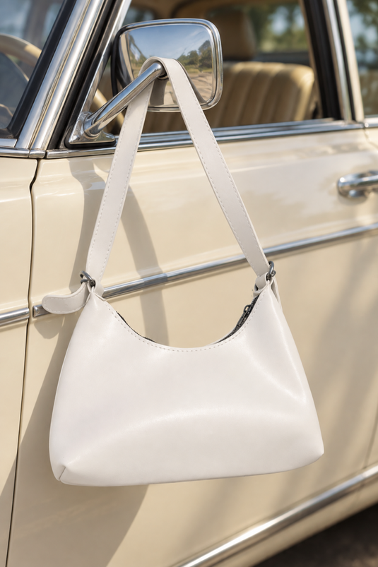 Bolso De Mano Ovalado Con Cremallera En Blanco
