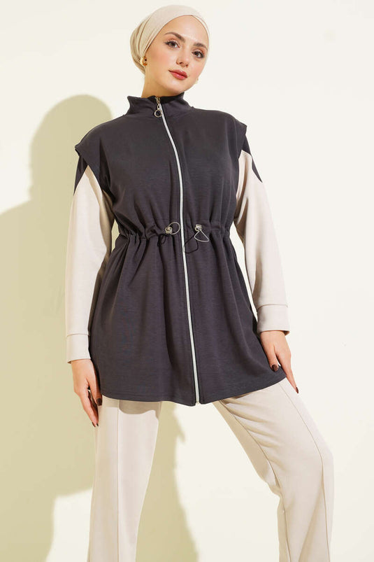 Ensemble trois pièces Loisha avec gilet zippé, gris fumé