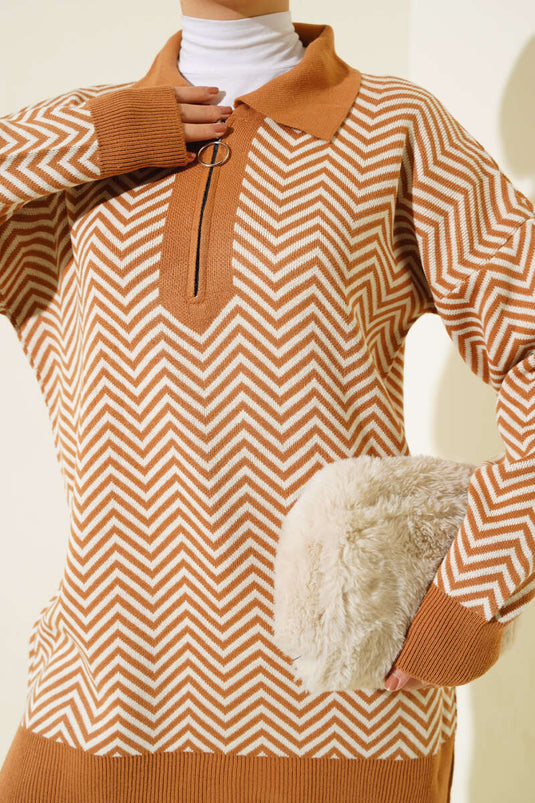 Fermuarlı Zikzak Desen Triko Tunik Latte