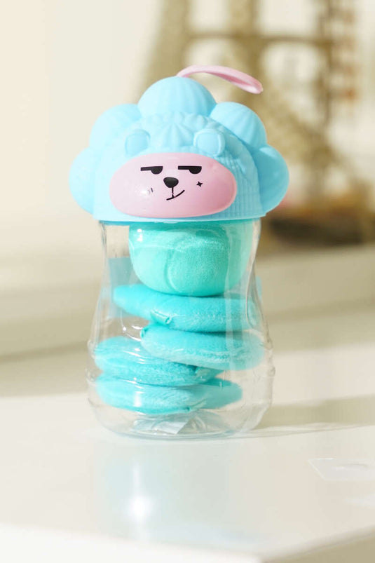 إسفنجة مكياج بتفاصيل مجسمة خضراء