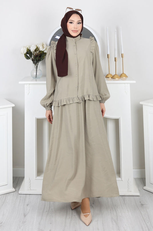 Set with Ruffled Detail, Buttoned Skirt, Mint