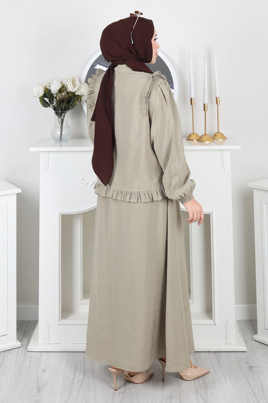 Set with Ruffled Detail, Buttoned Skirt, Mint