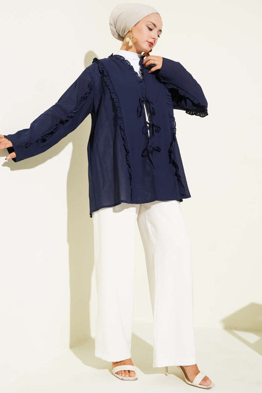 كيمونو أزرق داكن بتفاصيل الكشكشة