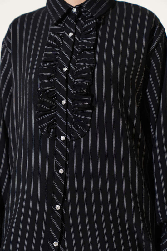 Chemise rayée noire à boutons et volants en pierre