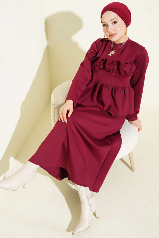 Completo doppio con gonna decorata a balze, bordeaux