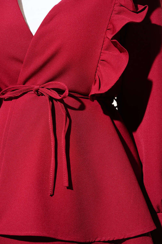 Costume deux pièces tunique à volants et ceinture en corde bordeaux