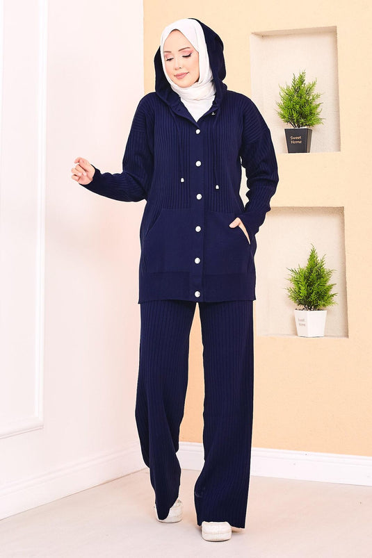 بدلة حجاب محبوكة مضلعة بغطاء رأس وجيب باللون الأزرق الداكن
