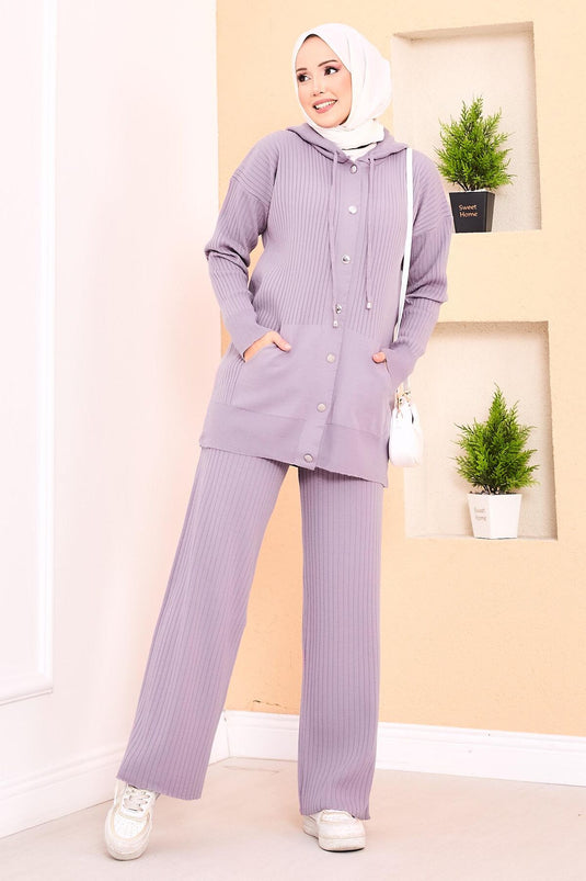 بدلة حجاب محبوكة بجيوب وغطاء رأس مضلعة بلون أرجواني