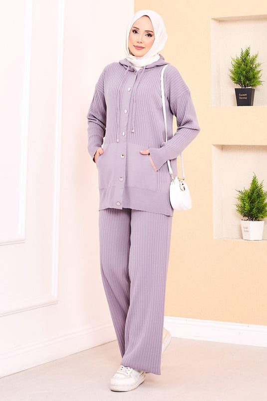 بدلة حجاب محبوكة بجيوب وغطاء رأس مضلعة بلون أرجواني