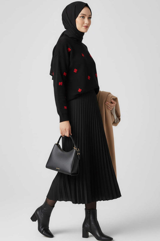 Fiyonk İşlemeli Triko Kazak Siyah