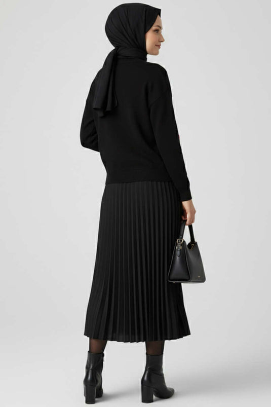 Fiyonk İşlemeli Triko Kazak Siyah