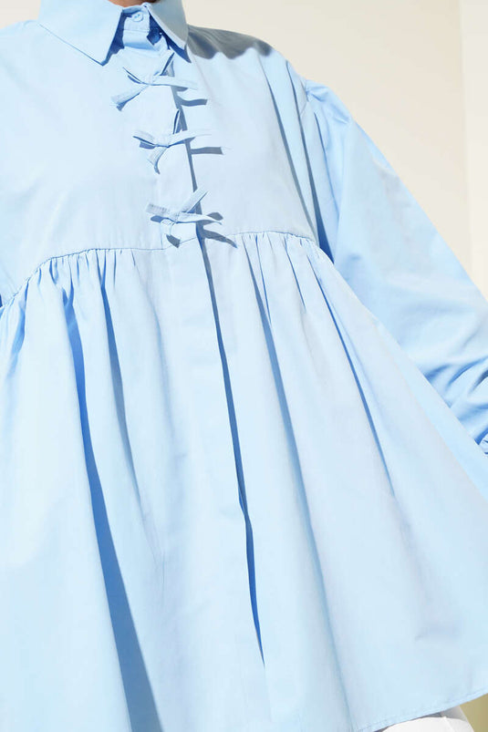 Gerafftes Hemd mit Schleife Blau