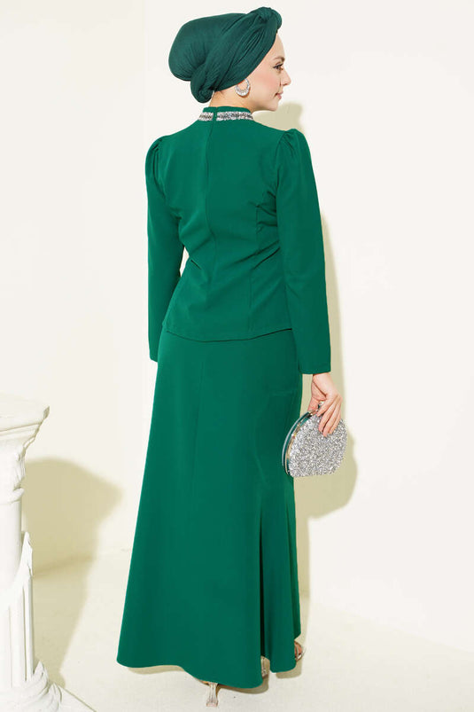 Ensemble deux pièces avec jupe ornée de pierres Fiyonk, vert