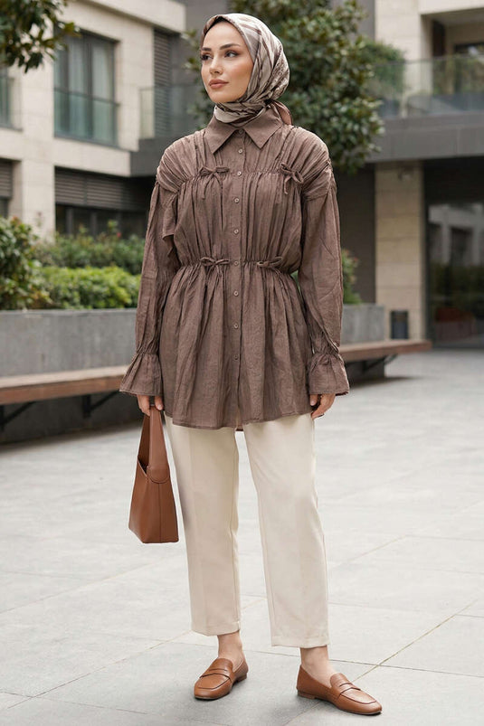 Chemisier élastiqué à nœud couleur vison