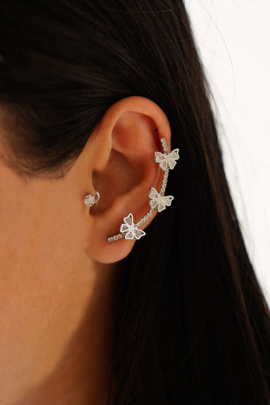 Bow-shaped Tragus Cartilage Earring, Silver