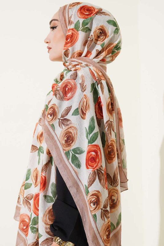 شال من الخيزران بنقوش زهرية، لون جملي