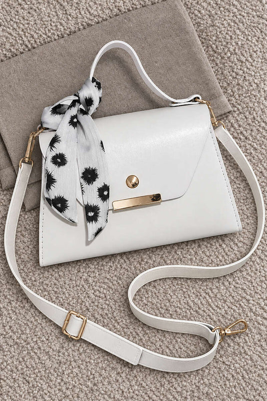 Weiße Quadertasche Mit Schal-Details