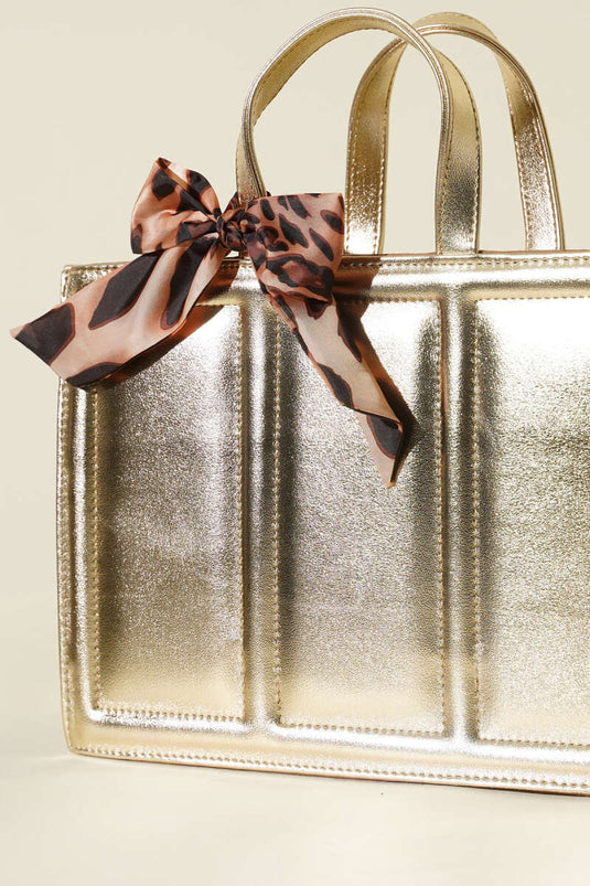 حقيبة مستطيلة بوشاح ذهبية