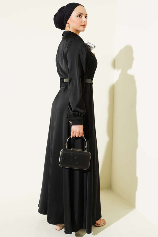 Abito da cerimonia in raso con cintura e sciarpa Nero