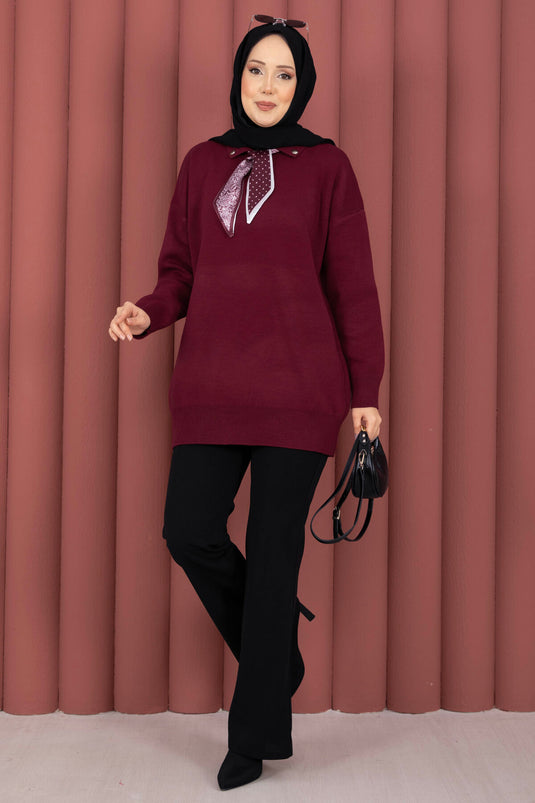 Pull en tricot à col polo avec foulard bordeaux