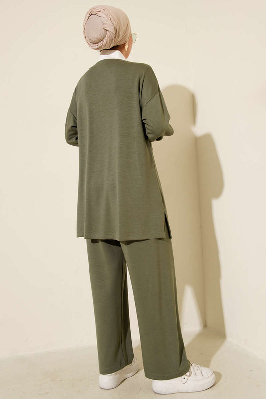 Zweiteiliges Set mit halbem Reißverschluss und Zierborte, Hellgrün