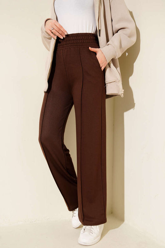 Weit geschnittene Hose mit abnehmbarem breitem Bund, braun