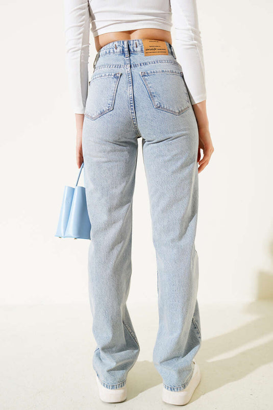 Jean palazzo à jambes larges, taille moyenne, couleur neige.