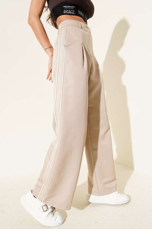 Geniş Paçalı Yan Şeritli Pantolon Bej