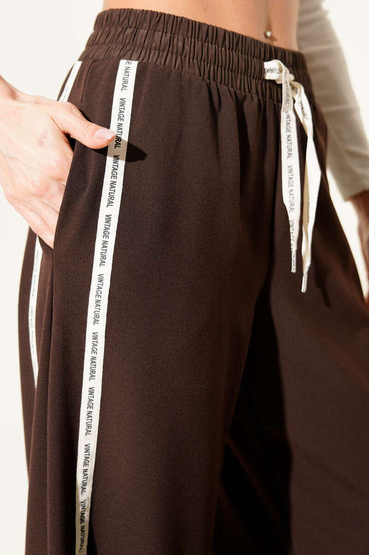 Geniş Paçalı Yanı Şeritli Pantolon Kahve