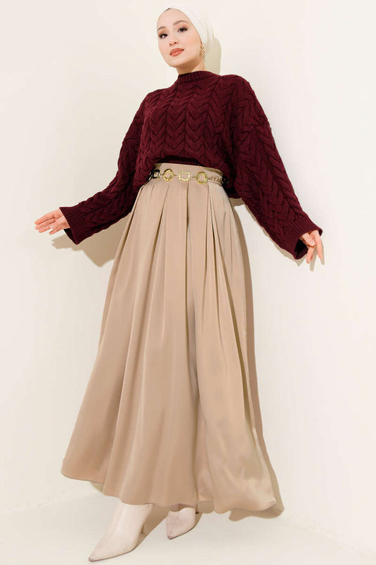 Jupe en satin camel à larges plis