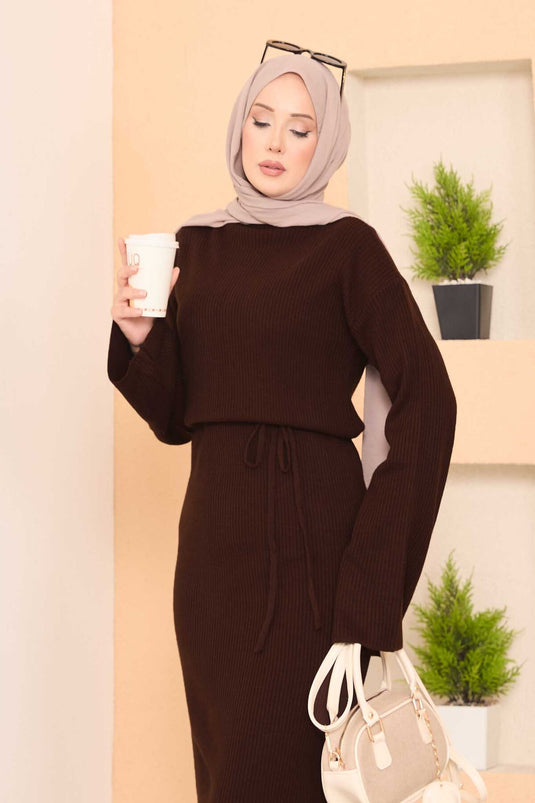 Wide-Sleeve Ribbed Hijab Knit Dress Brown