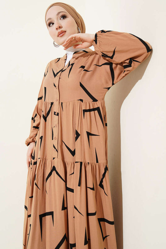 Robe à volants à motif géométrique latte