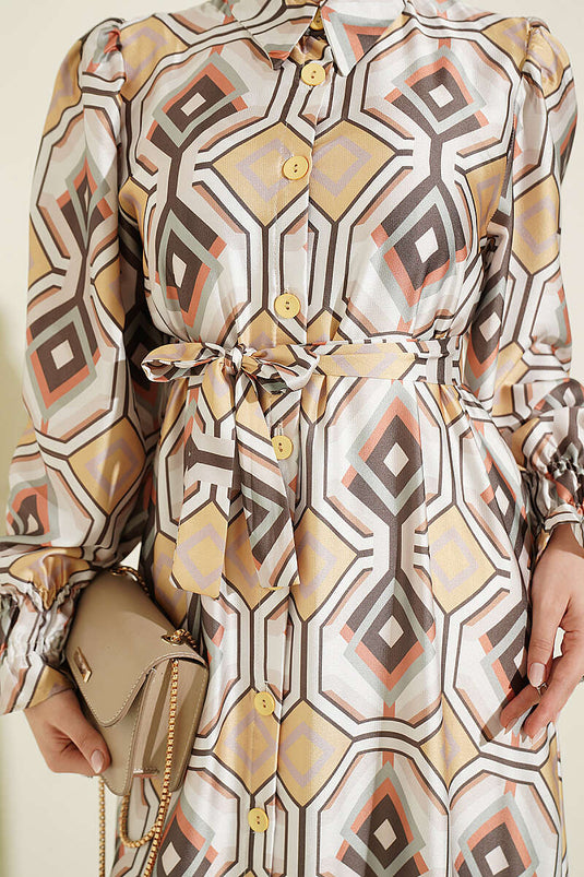 Robe En Satin Jaune À Motifs Géométriques