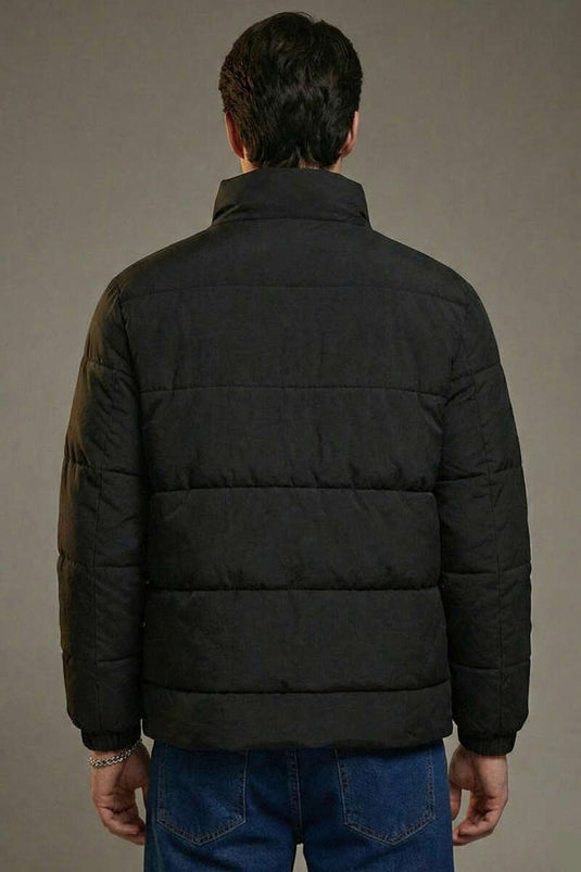 معطف رجالي مبطن بغطاء رأس قابل للإخفاء أسود