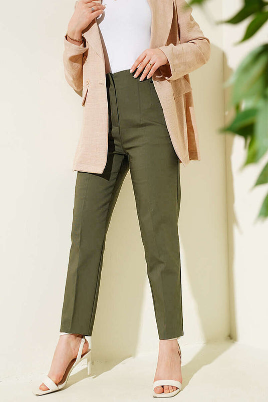 Pantalon slim kaki à fermeture éclair cachée