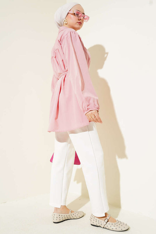 قميص مطوية على الصدر بودرة