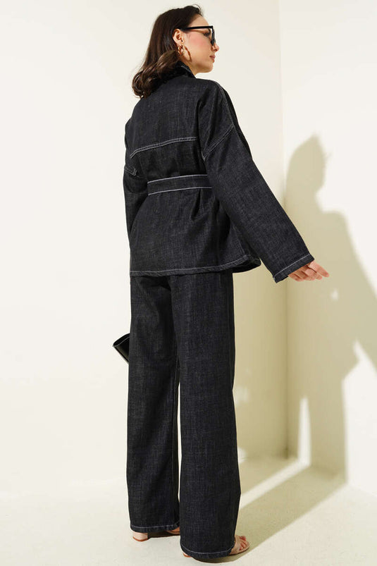 Zweiteiliges Denim-Set mit Brusttaschenklappe und Gürtel in Schwarz