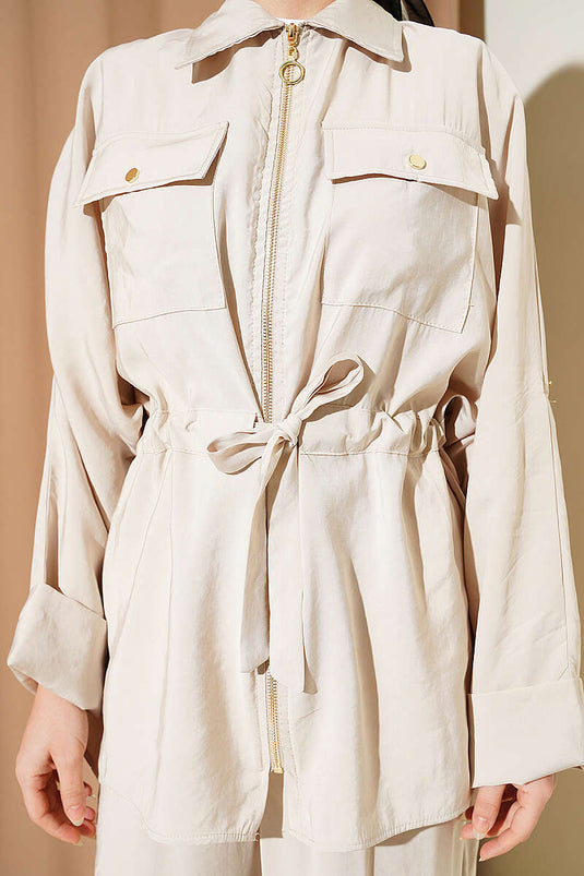 Ensemble modal avec poches poitrine, ceinture à tunnel, couleur pierre